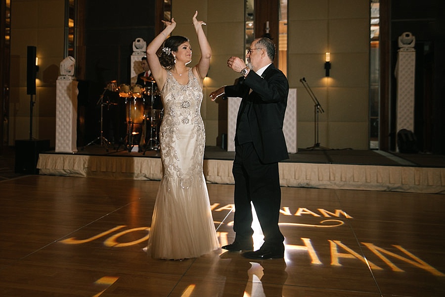 four-seasons-hotel-baltimore-wedding_0040.jpg four-seasons-hotel-baltimore-wedding_0040.jpg